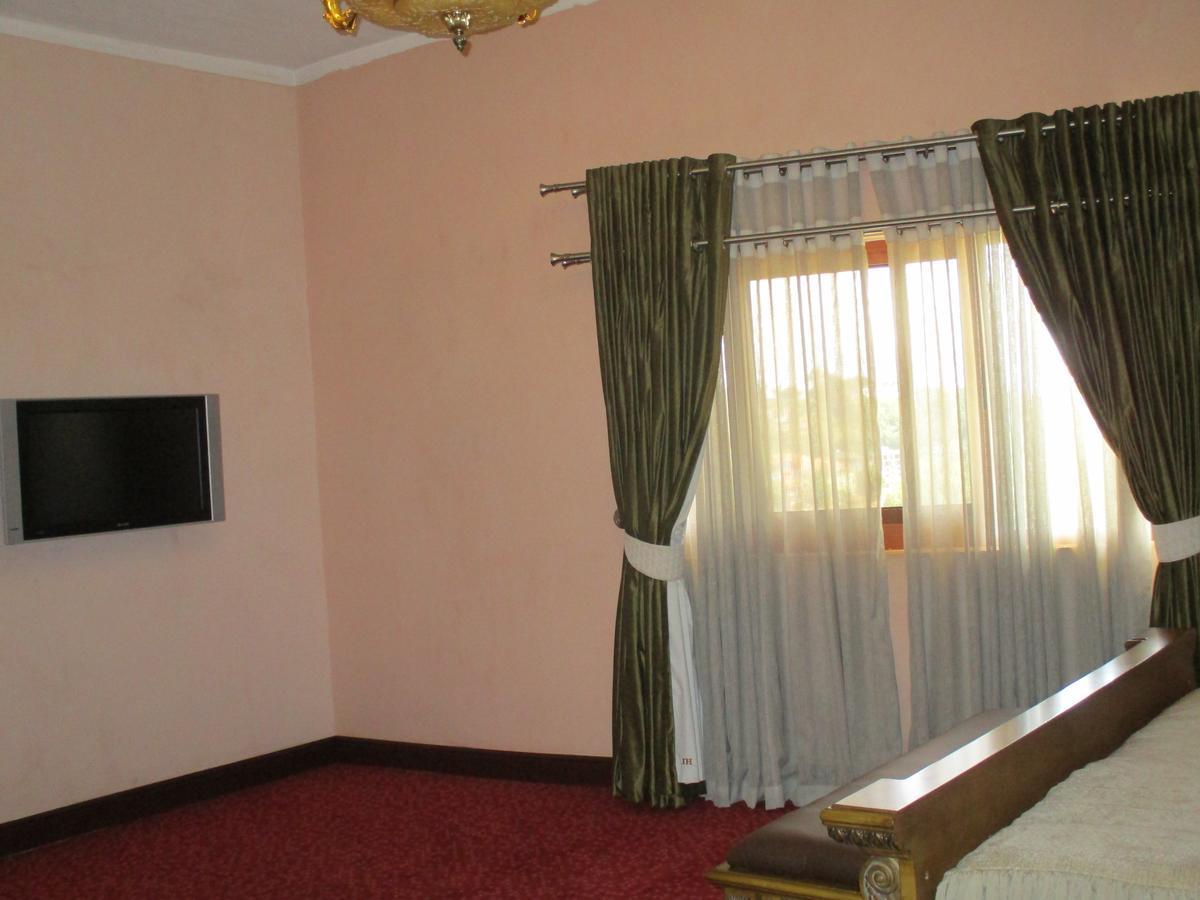 Imperial Royale Hotel Kampala Extérieur photo