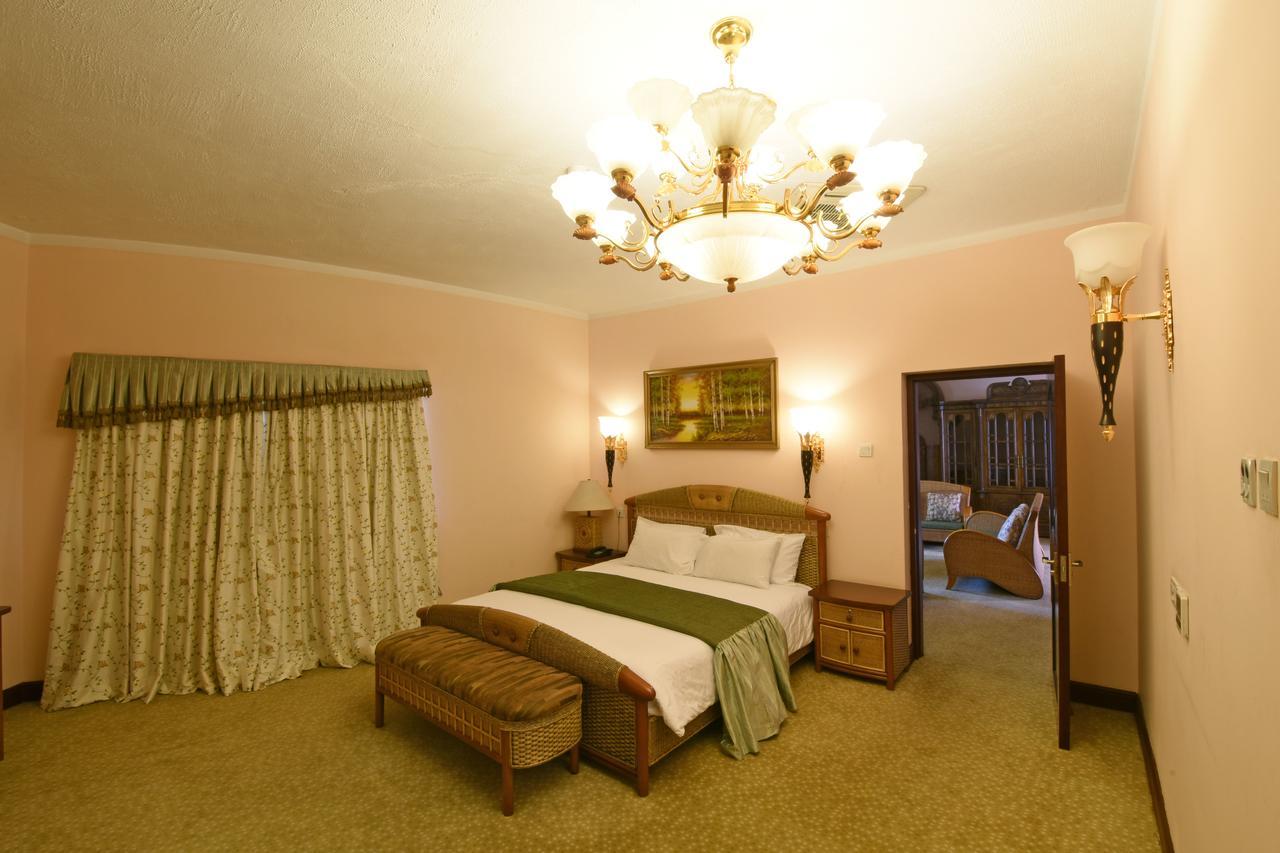Imperial Royale Hotel Kampala Extérieur photo
